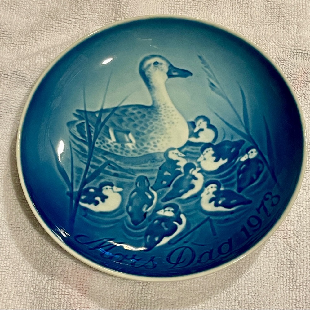 Mors Dag 1973 COPENHAGEN Duck Ducklings 6" Plate B&G Mothers Day Made in Denmark